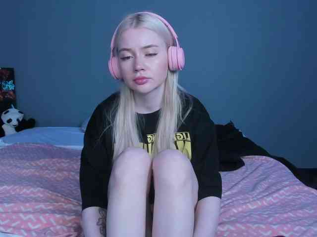 LillieBerry webcam