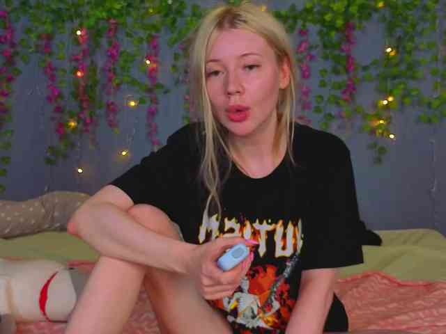 LillieBerry webcam