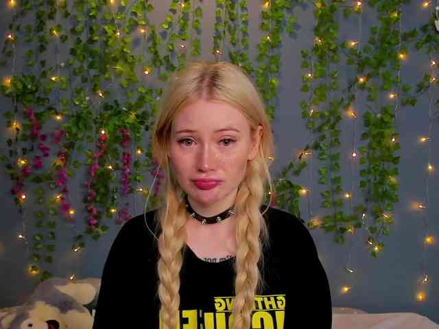 LillieBerry LillieBerry
