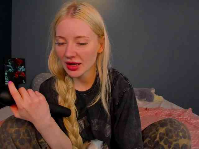 LillieBerry webcam