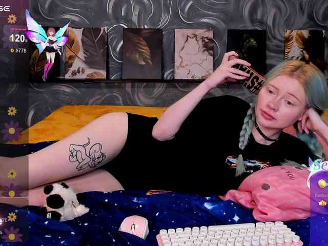 LillieBerry webcam