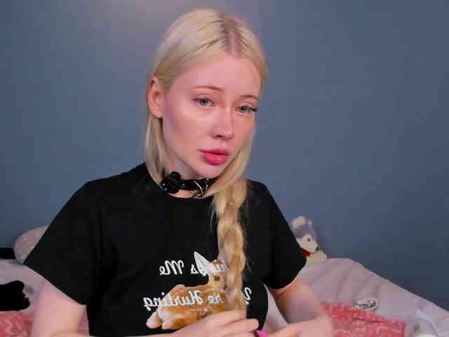 LillieBerry webcam