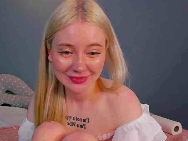LillieBerry webcam