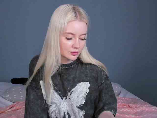 LillieBerry webcam