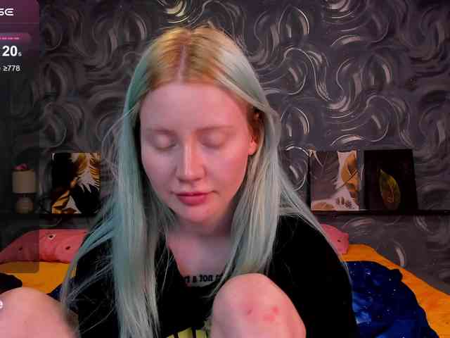 LillieBerry webcam