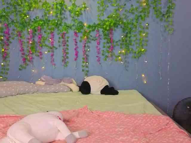LillieBerry webcam