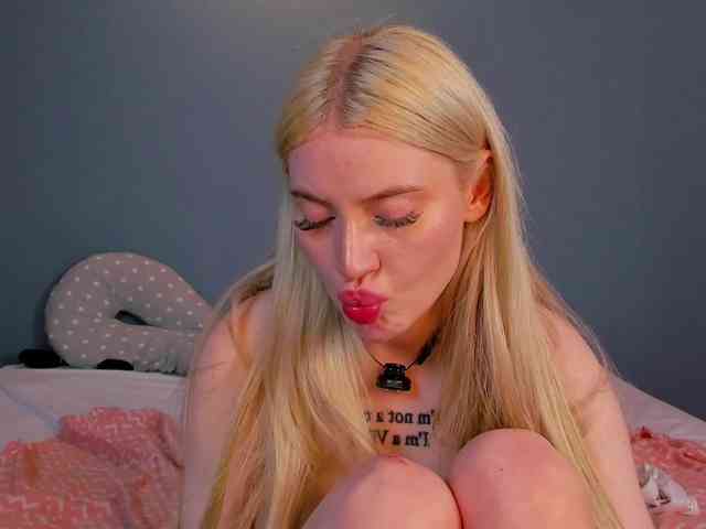 LillieBerry webcam