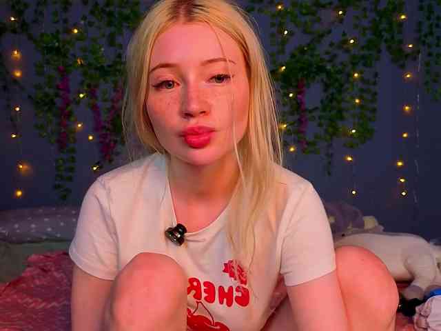LillieBerry webcam