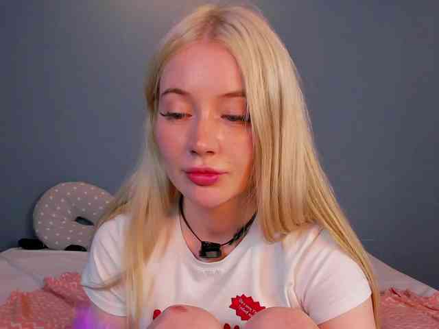 LillieBerry webcam