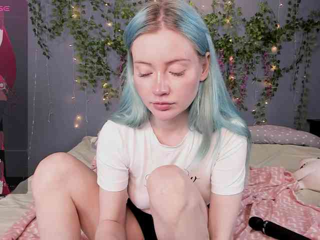 LillieBerry webcam