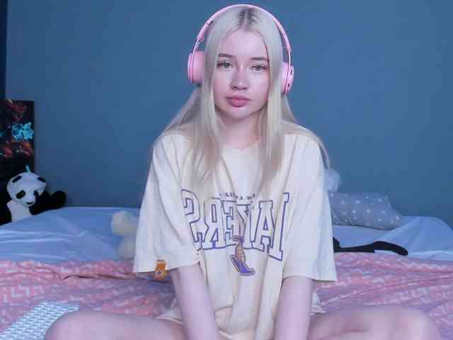 LillieBerry webcam
