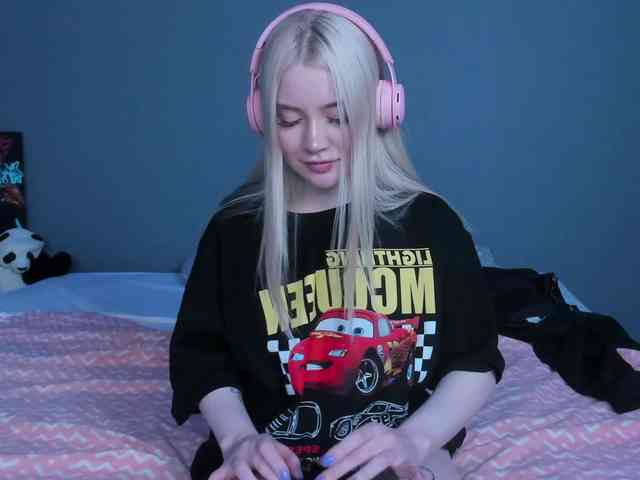 LillieBerry webcam