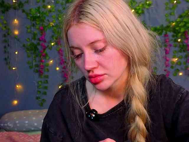 LillieBerry webcam
