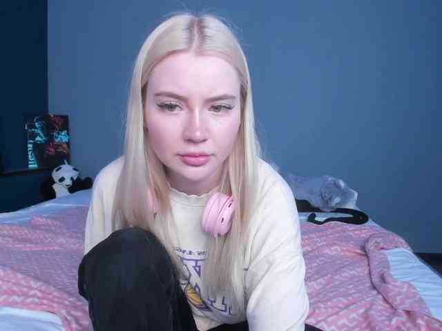 LillieBerry webcam