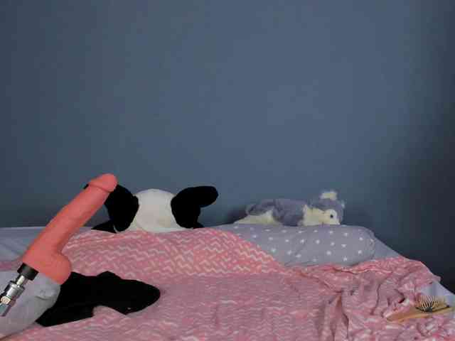 LillieBerry webcam