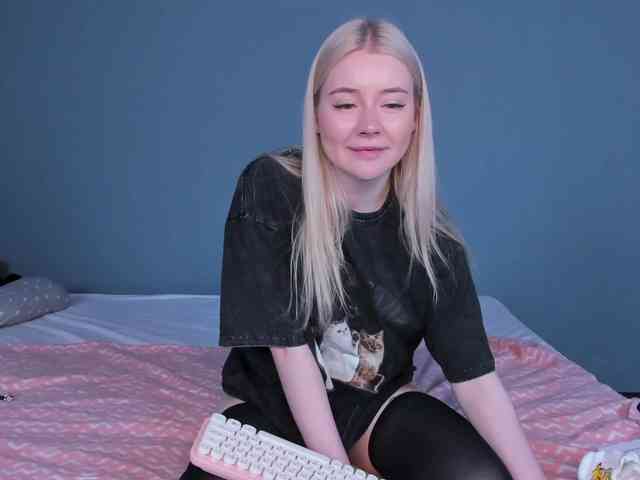 LillieBerry webcam