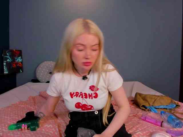 LillieBerry webcam