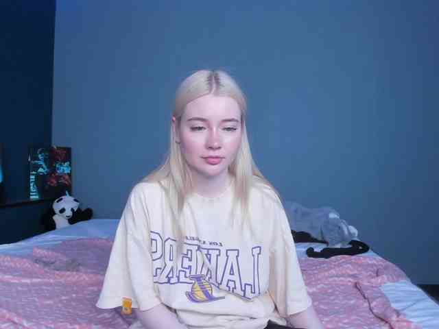 LillieBerry webcam