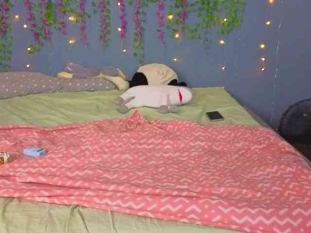 LillieBerry webcam