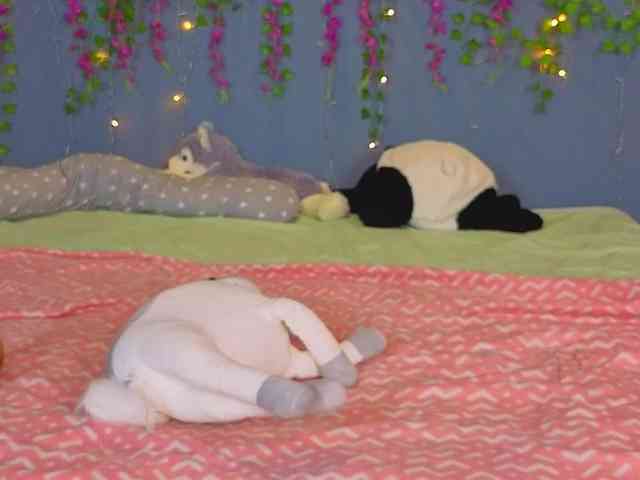 LillieBerry webcam