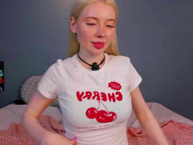 LillieBerry webcam