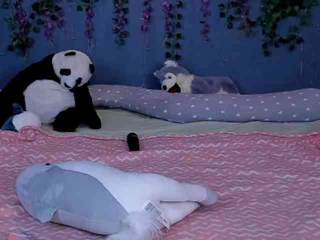 LillieBerry webcam