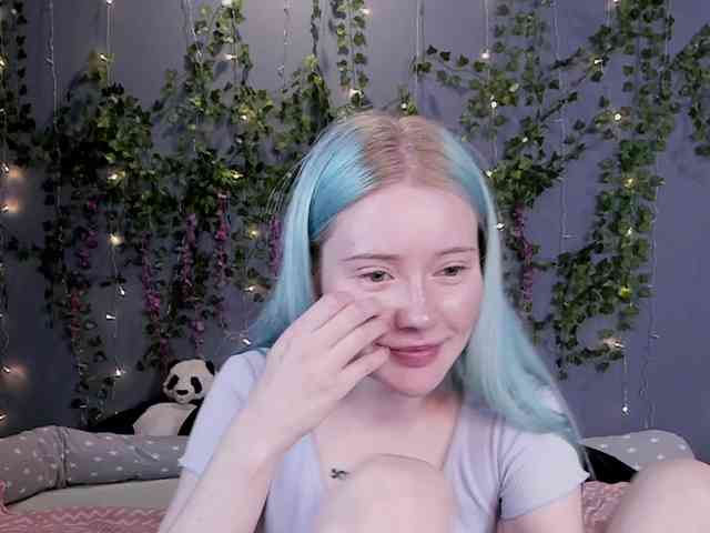 LillieBerry webcam