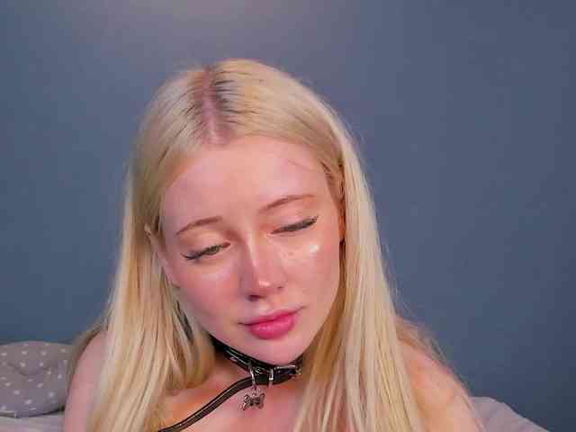 LillieBerry webcam