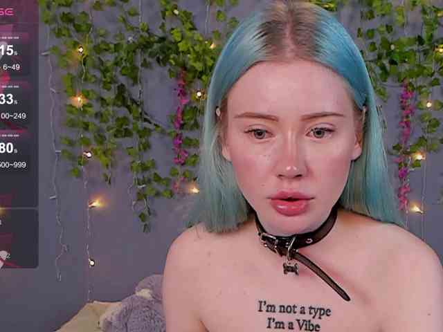 LillieBerry webcam
