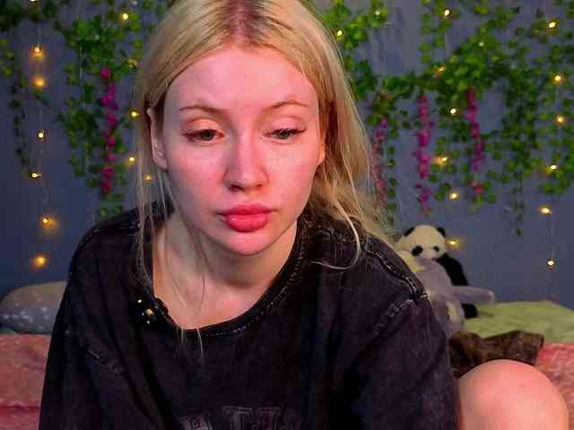 LillieBerry webcam