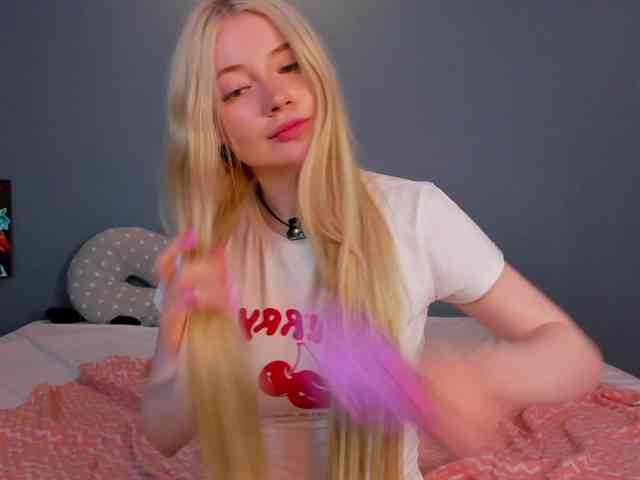 LillieBerry webcam