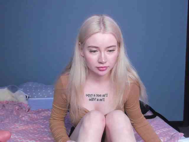 LillieBerry webcam