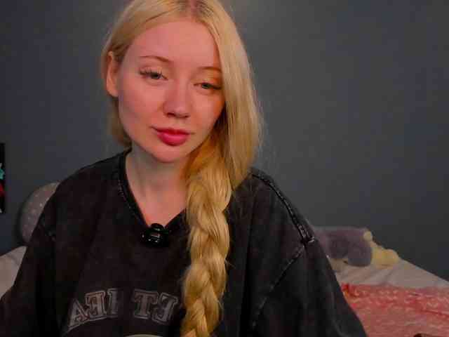 LillieBerry Sex Cam Show
