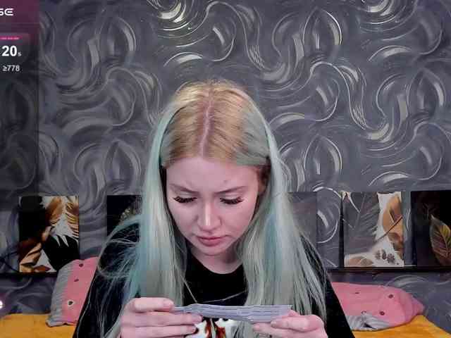 LillieBerry webcam