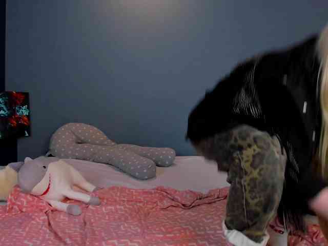 LillieBerry webcam