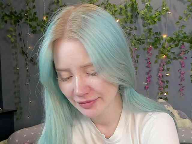 LillieBerry webcam