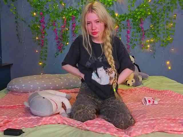 LillieBerry webcam