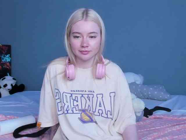 LillieBerry webcam