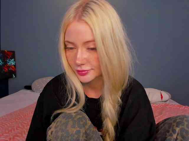 LillieBerry webcam