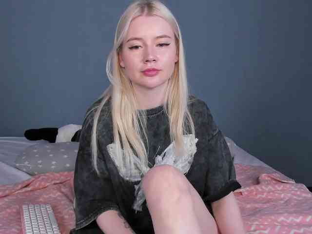 LillieBerry webcam