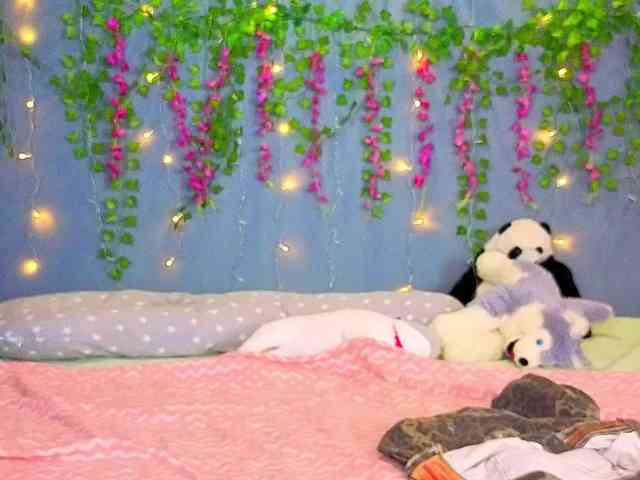 LillieBerry webcam