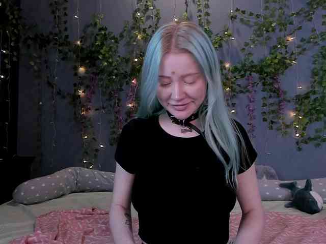 LillieBerry webcam