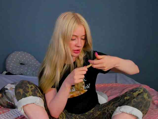 LillieBerry webcam