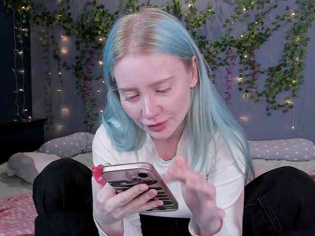 LillieBerry webcam