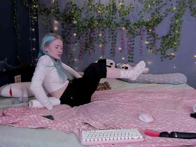 LillieBerry webcam