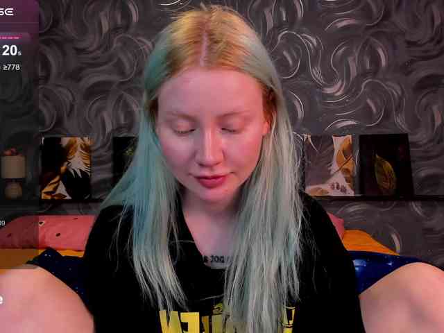 LillieBerry webcam