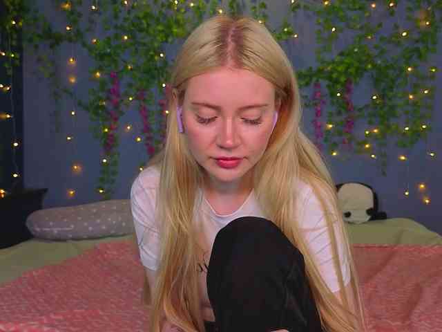 LillieBerry webcam