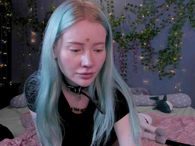 LillieBerry webcam