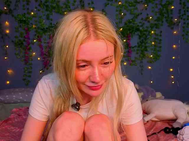 LillieBerry webcam