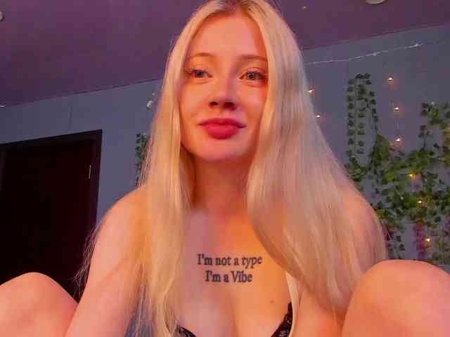 LillieBerry - Girl 